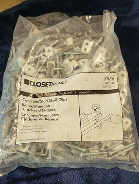 ClosetMaid White Concrete/Stud Shelf Clips Pack